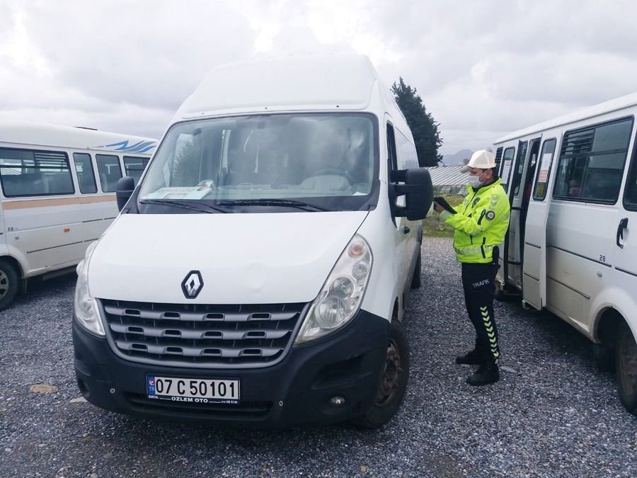 Gazipaşa’da Okul Servisleri Sıkı Denetim