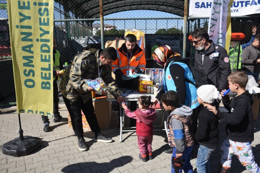 Osmaniye Belediyesinden, Depremzede Çocuklara Yönelik Moral Etkinlikleri