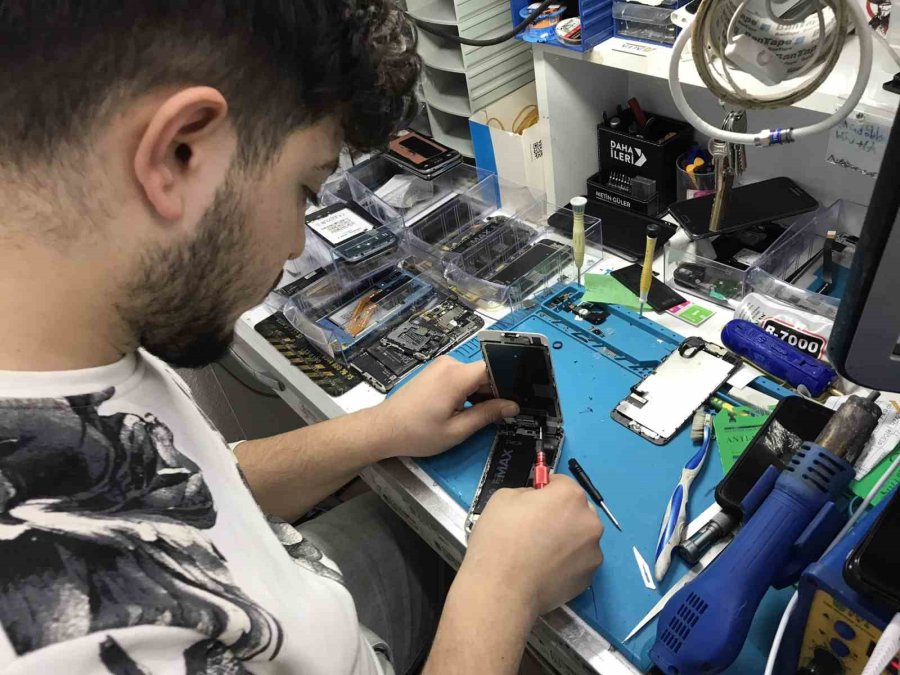 Telefonunu Uzun Yıllar Kullanmak İsteyenlere Uyarılar