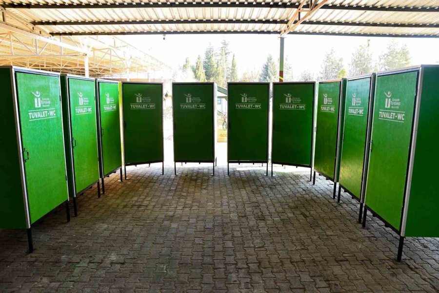 Tepebaşı’ndan Deprem Bölgesine Seyyar Tuvalet Desteği