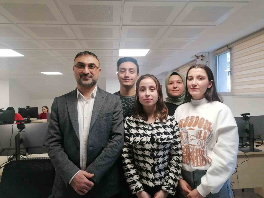 Gazi Üniversitesi Depremden Etkilenen Öğrencileri İçin ‘psikososyal Destek Programı’ Düzenledi