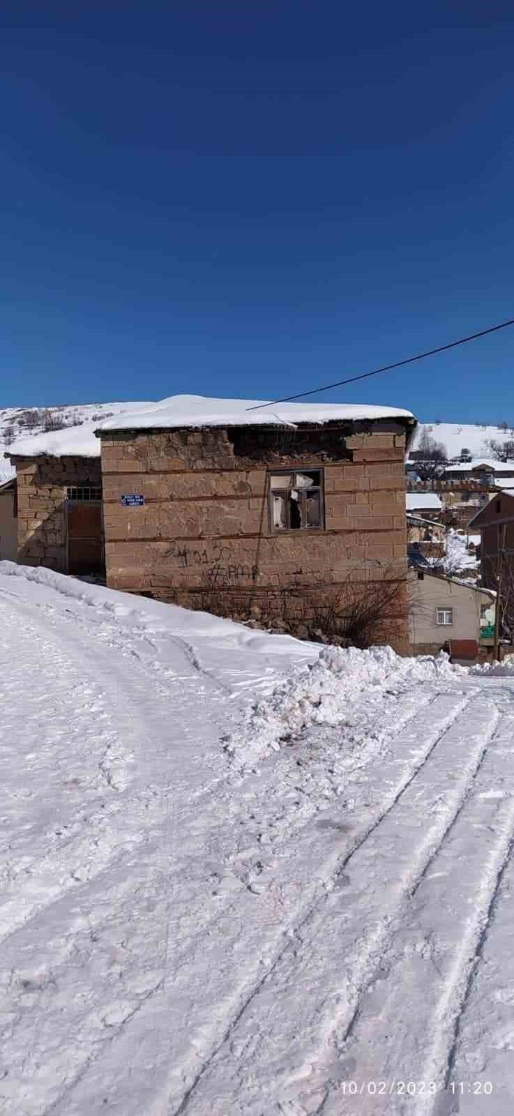 Bingöllüler, Yıkılan Köylerine Dikkat Çekiyor