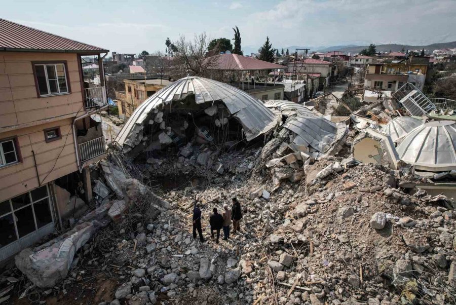 Kahramanmaraş’taki Depremde Kubbesi Ve Minaresi Yıkılan Camii Havadan Görüntülendi