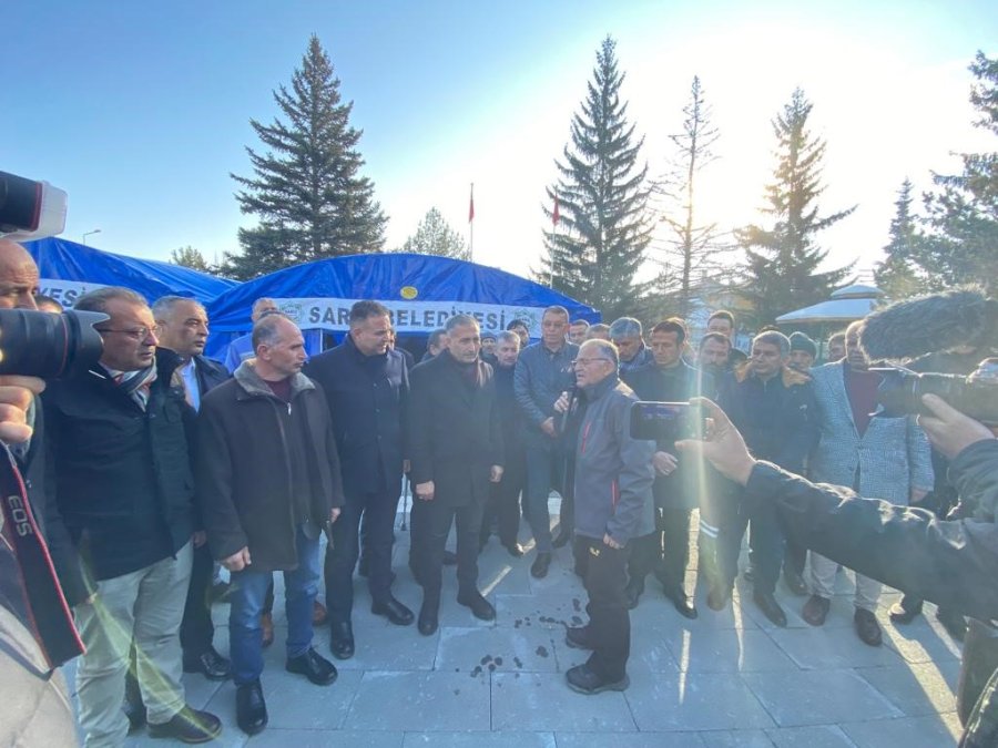 Başkan Büyükkılıç, Sarız’da İncelemelerde Bulundu