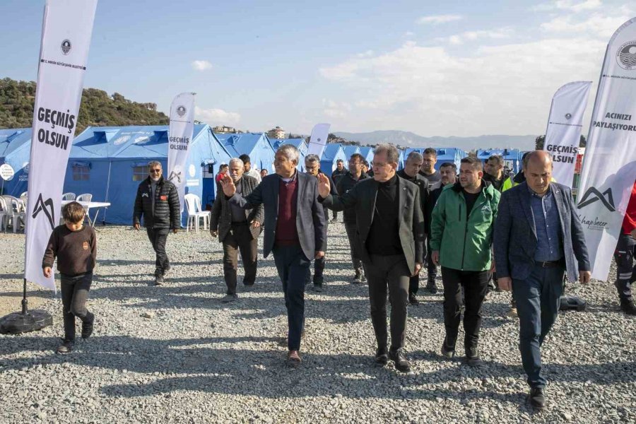 Başkan Seçer Yeniden Deprem Bölgesinde