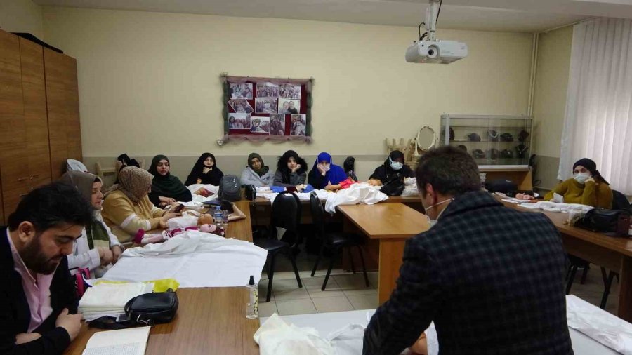 ’ölü Yıkayıcısı’ Olarak Bilinen ’gassallık’ Mesleğine Deprem Sonrası İlgi Arttı