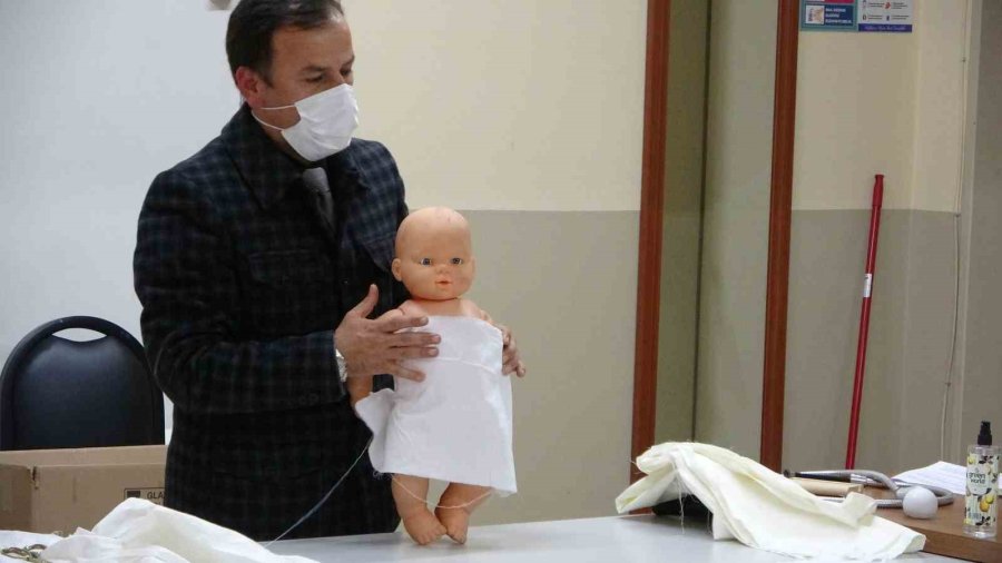 ’ölü Yıkayıcısı’ Olarak Bilinen ’gassallık’ Mesleğine Deprem Sonrası İlgi Arttı