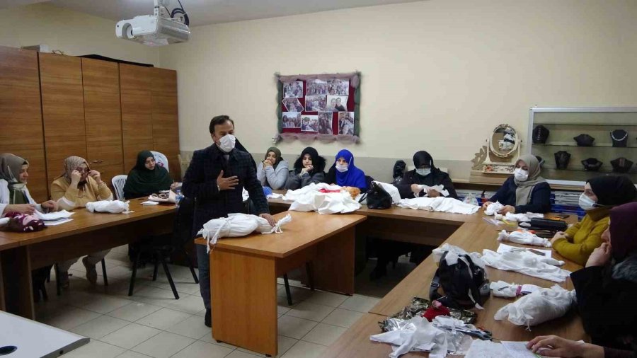 ’ölü Yıkayıcısı’ Olarak Bilinen ’gassallık’ Mesleğine Deprem Sonrası İlgi Arttı