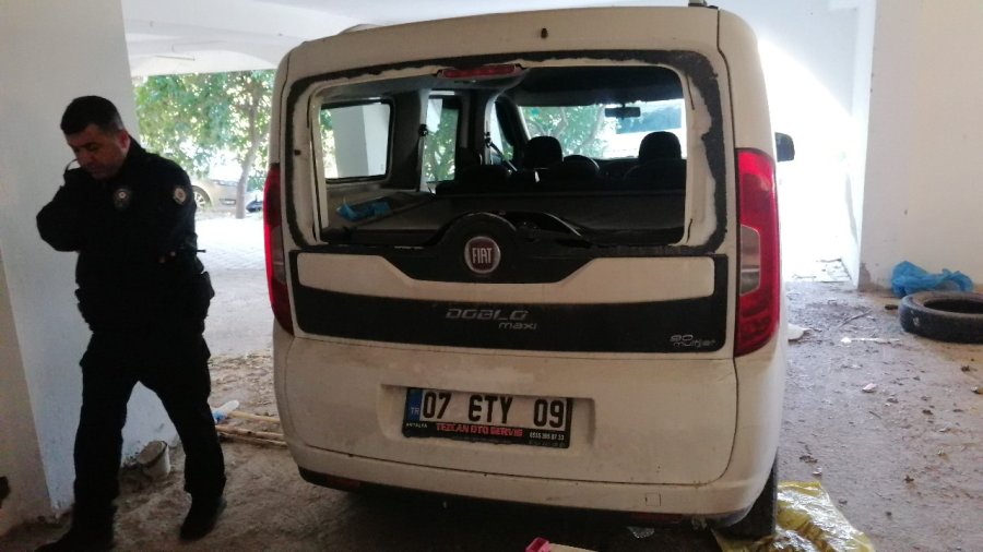 Antalya’dan Çalınan Hafif Ticari Araç Manavgat’ta Park Halinde Bulundu