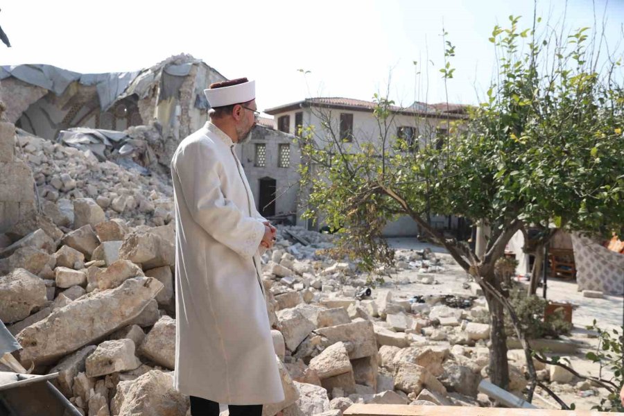 Diyanet İşleri Başkanı Erbaş, Hatay’da İncelemelerde Bulundu