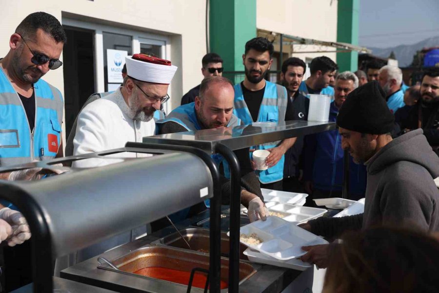 Diyanet İşleri Başkanı Erbaş, Hatay’da İncelemelerde Bulundu