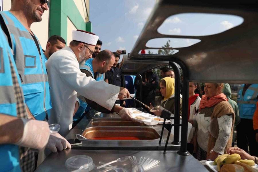 Diyanet İşleri Başkanı Erbaş, Hatay’da İncelemelerde Bulundu