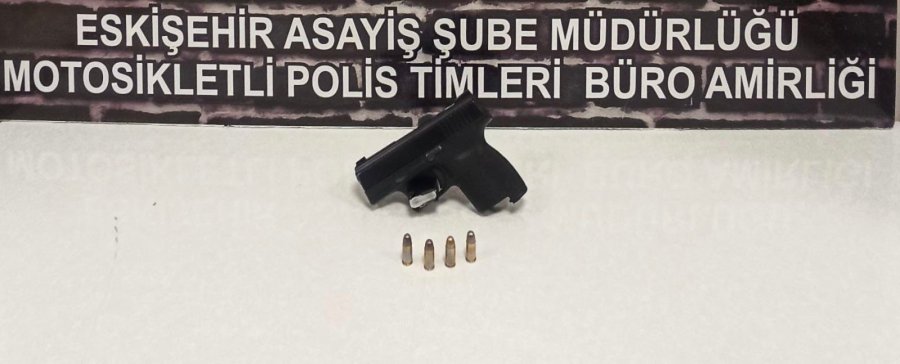 Aranması Olan 16 Kişi Ve Hapis Cezası Bulunan 4 Şahıs Yakalandı