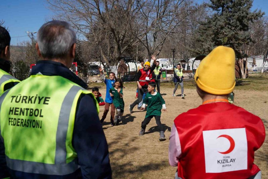Kızılay’dan Afetzede Çocuklara Yönelik Psiko Sosyal Destek