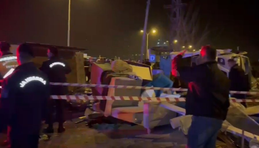 Osmaniye’de Trafik Kazası: 2 Ölü, 4 Yaralı
