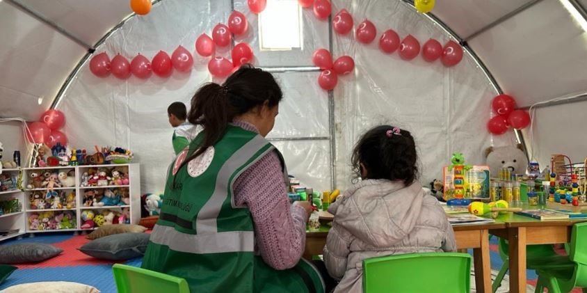 Köy Yaşam Merkezi Çadıra Kuruldu, Anne Ve Çocuklar Hayata Döndü