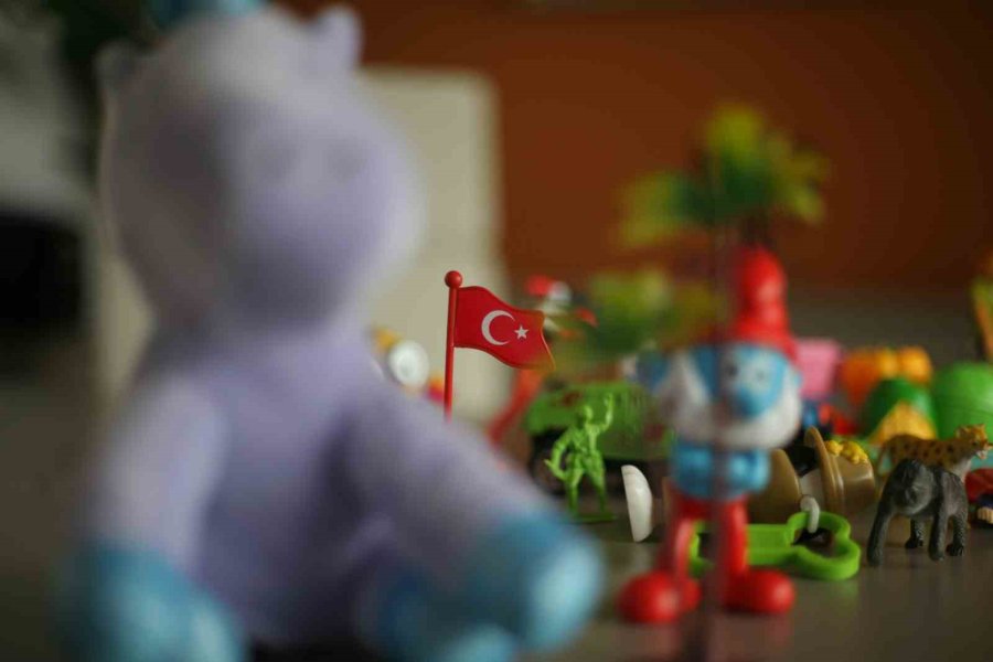 Depremzede Çocuklar İçin Oyuncak Göndereceklere Uzman Tavsiyesi