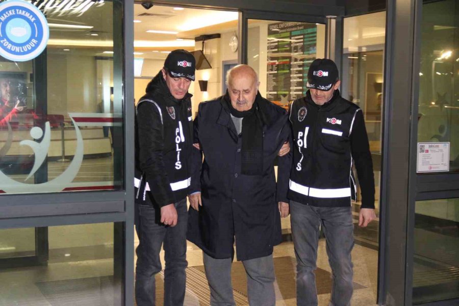 Hatay’da 105 Kişinin Öldüğü Sitenin Sahibi Eskişehir’de Tutuklandı