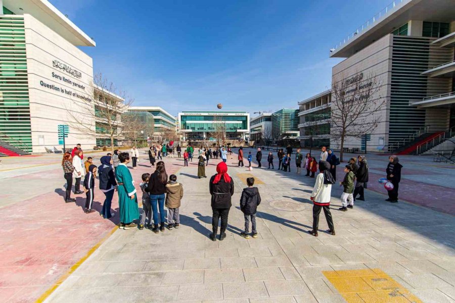 Çocuklar, Kto Karatay’da Keşif Yolculuğuna Çıktı