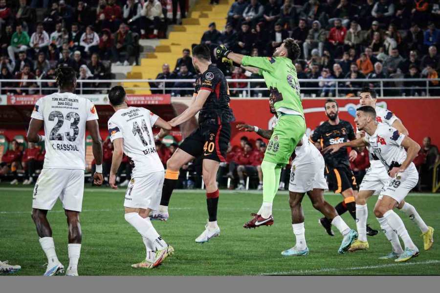 Hazırlık Maçı: Corendon Alanyaspor: 2 - Galatasaray: 4