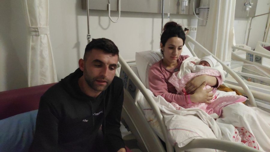 Bebekleri Dünyaya Gelen Depremzede Çift: "adını ’afet’ Koyacaktık, Sonra Vazgeçtik"