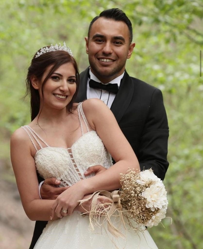 Acılı Babanın Gözü Kulağı Deprem Bölgesinden Gelecek Haberde