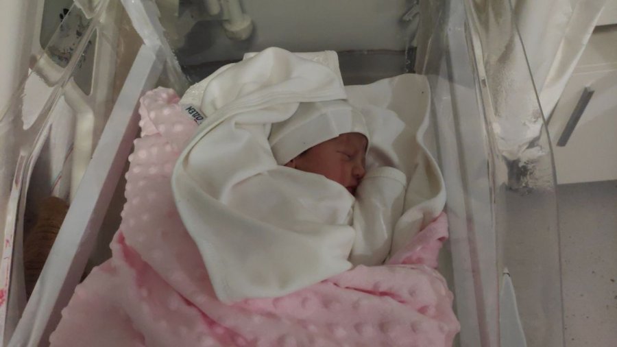 Bebekleri Dünyaya Gelen Depremzede Çift: "adını ’afet’ Koyacaktık, Sonra Vazgeçtik"