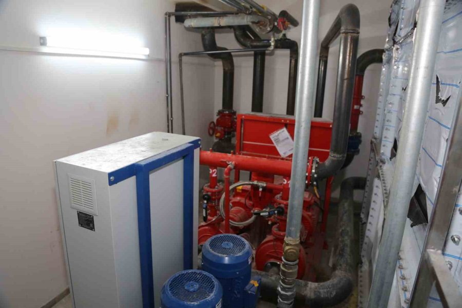 Agü Vakfı’na Ait Kyk Yurdu Depremzedelerin Kullanımına Hazır