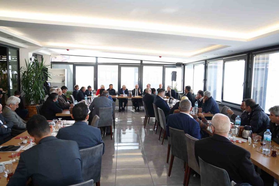 Muhtarlar Toplantısı’nda Gündem Deprem