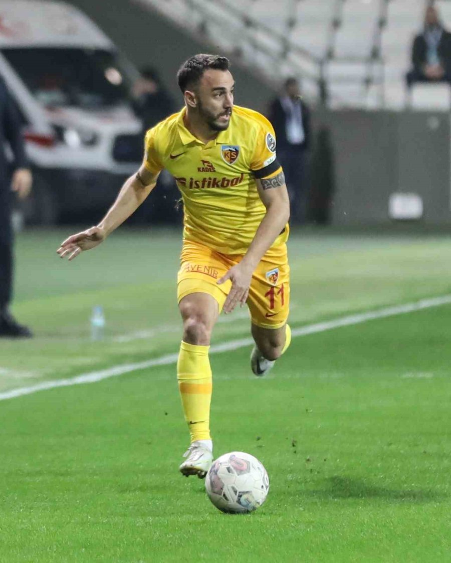 Gökhan Sazdağı: "yüreğimiz Buruk, Kalbimiz Kırık"