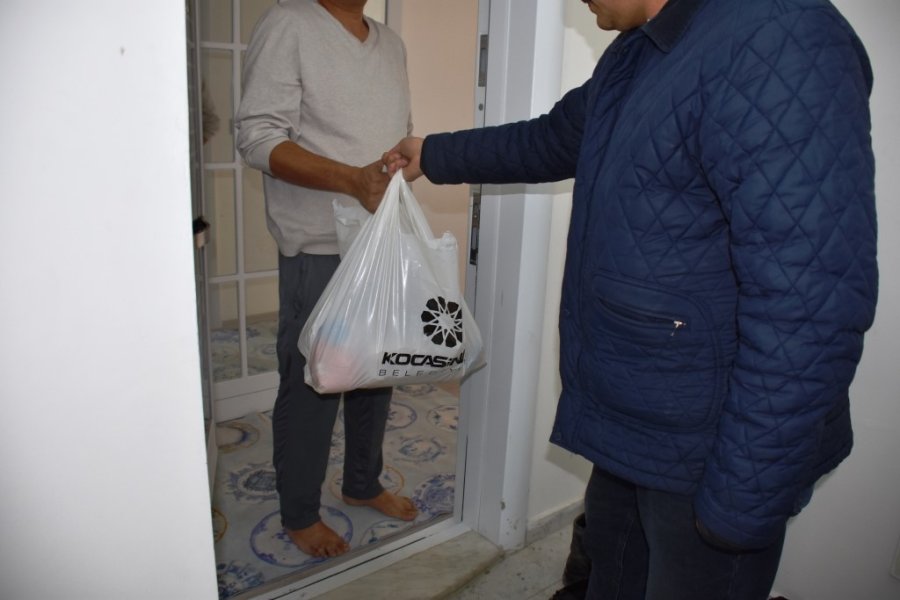 Başkan Çolakbayrakdar; “depremzede Kardeşlerimizin Her Alanda İhtiyaçlarını Karşılıyoruz”