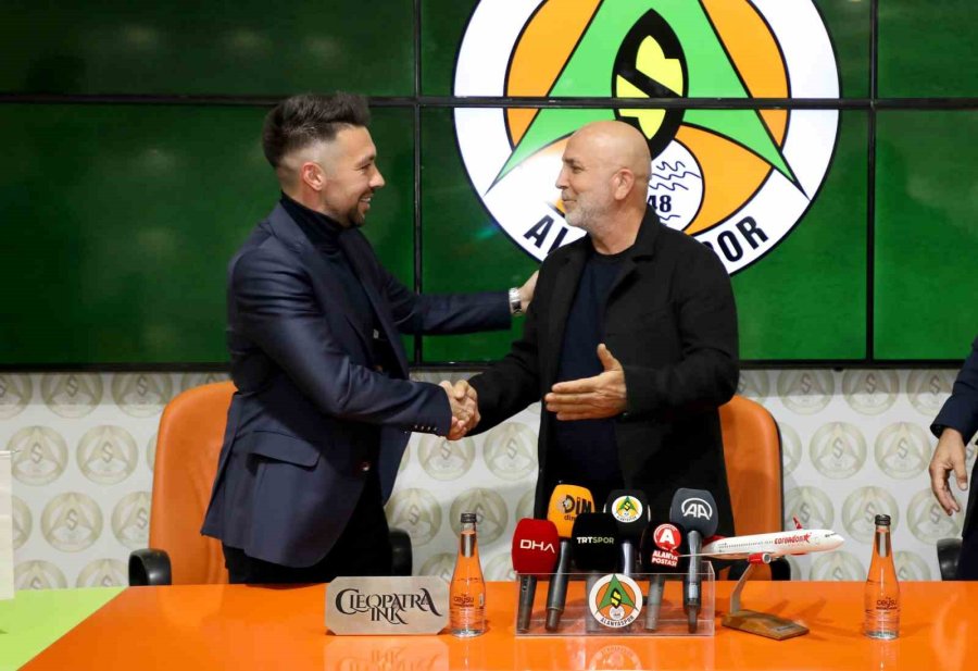 Alanyaspor, Ersun Yanal İle 1.5 Yıllık Sözleşme İmzaladı
