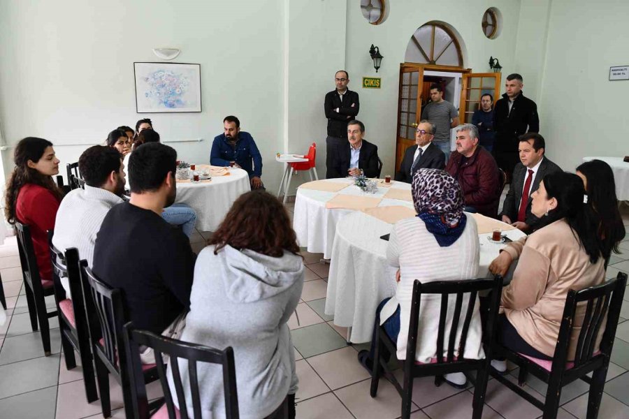 Başkan Ataç Depremzede Aileler İle Buluştu