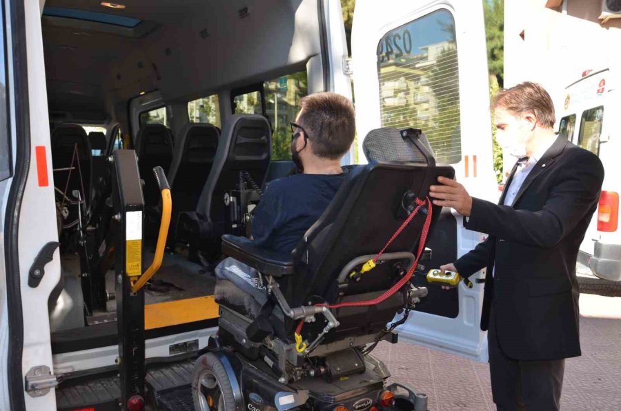 Büyükşehir’den Engelli Dostu Hizmetler