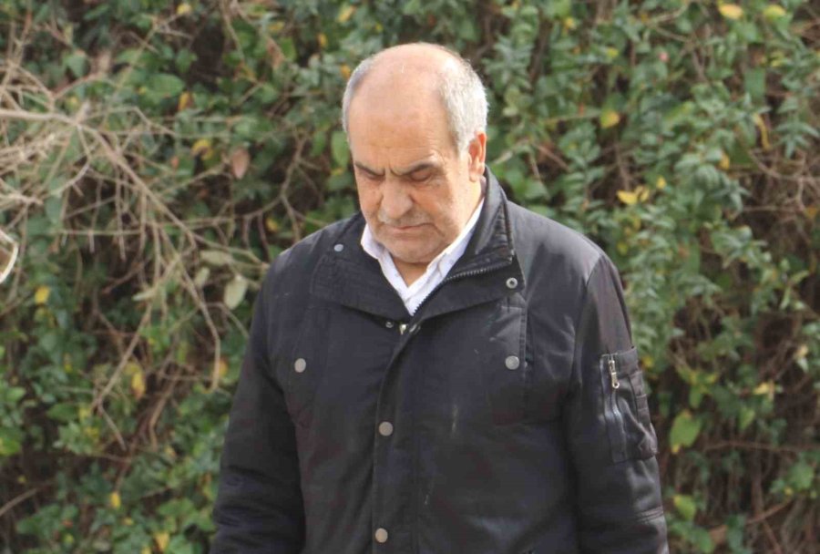 Üst Kat Komşusu Evi Yaktı, Yaşlı Adam Canını Zor Kurtardı