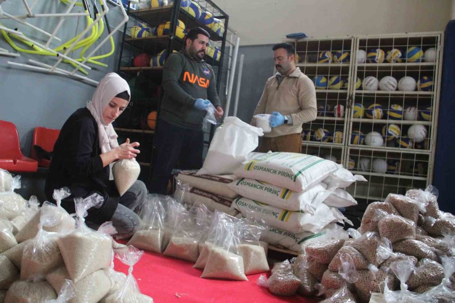 14 Yakınını Kaybetti, Acısını Unutup Yardıma Koştu