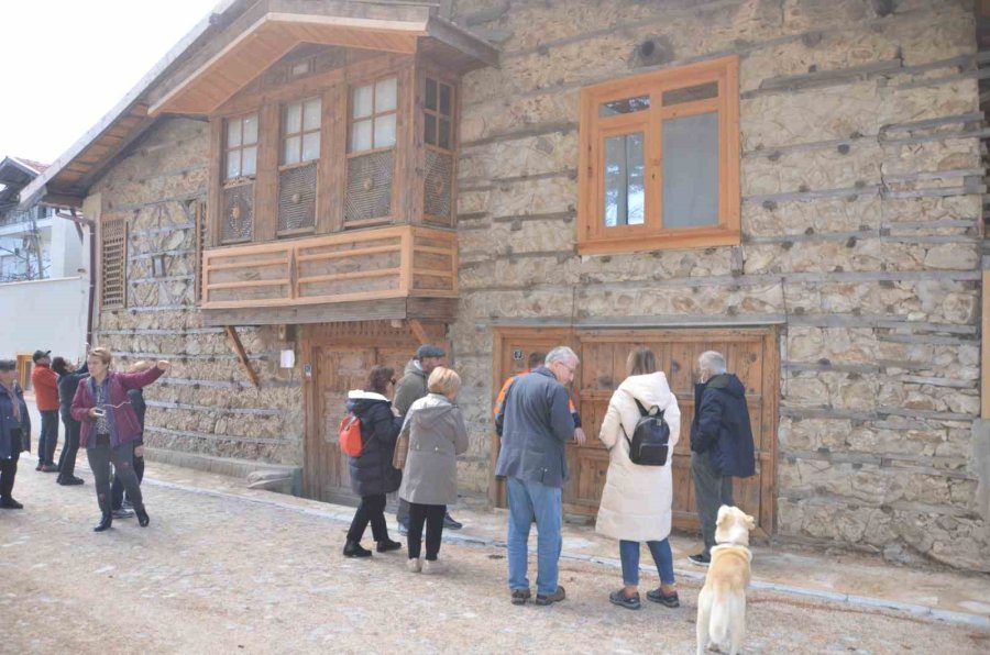 ’düğmeli Evleri’yle Öne Çıkan Ormana’da Çevre Düzenlemesinin İkinci Etabı Tamamlandı