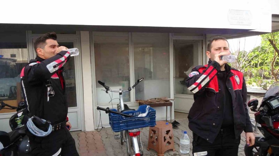 Evi Ateşe Verip, Müdahale İçin Gelen Ekiplere Ecel Teri Döktüren Şahıs Tutuklandı