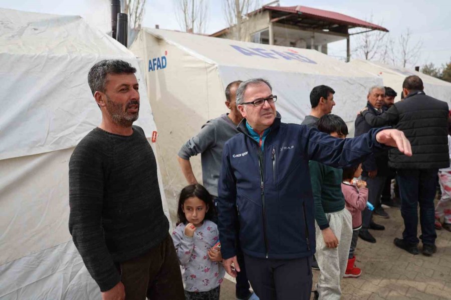 Göksun’da Güç Birliği İle Yaralar Sarılıyor