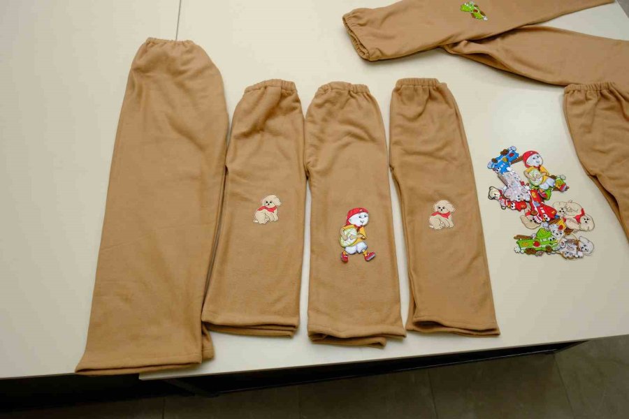 Sivrihisarlı Kadınlar Depremzede Çocuklar İçin Alın Teri Döküyorlar