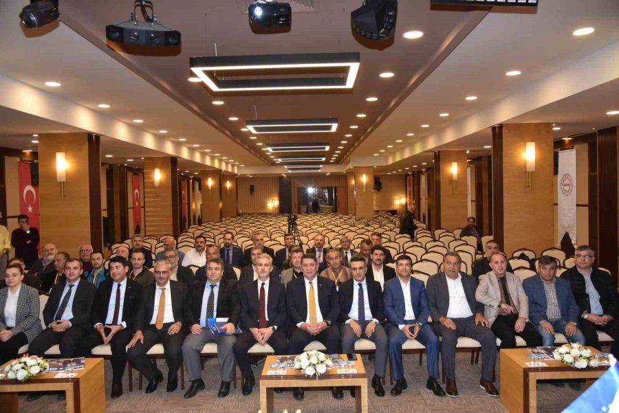 Meslek Liseleri Deprem Bölgesine Yardım İçin Fabrika Gibi Çalışıyor