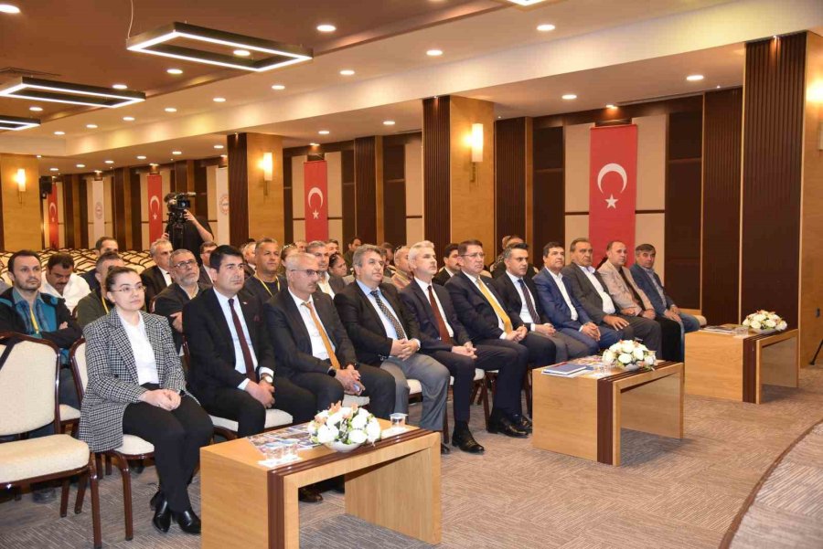 Meslek Liseleri Deprem Bölgesine Yardım İçin Fabrika Gibi Çalışıyor