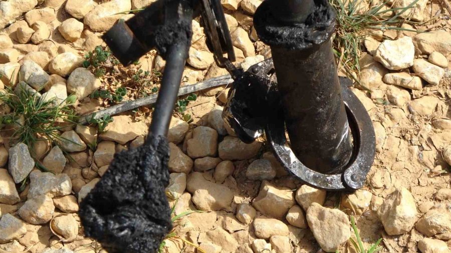 Plakasını Söktüğü Motosikletini Yakıp Gitti