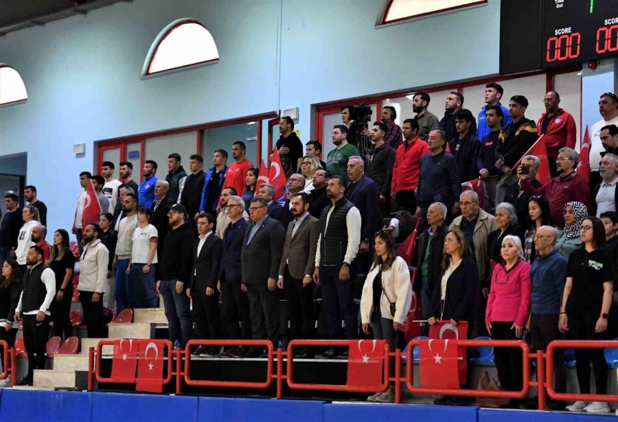 Konyaaltı Büyük Avantaj Yakaladı