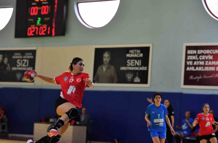 Konyaaltı Büyük Avantaj Yakaladı