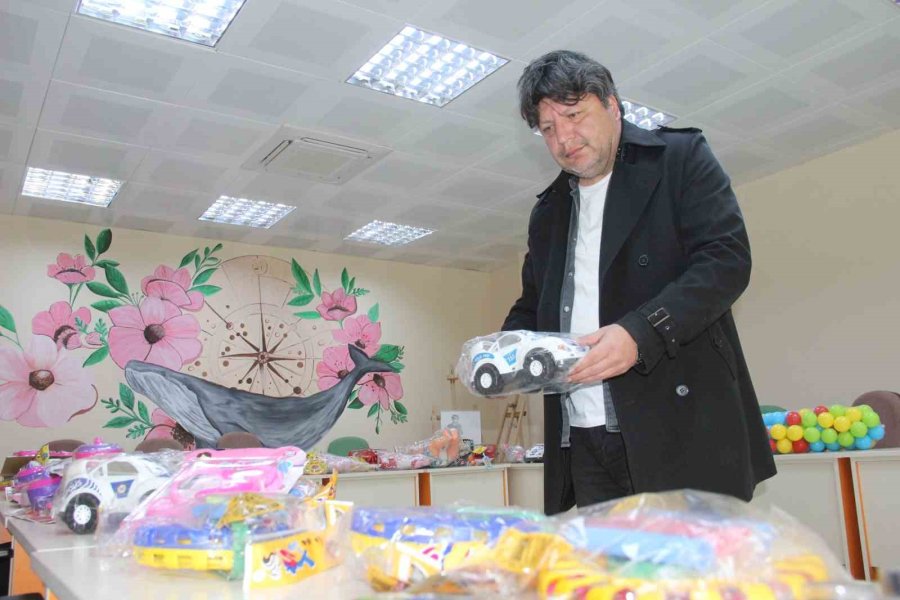 Karaman’da Depremzede Çocuklar İçin Oyuncak Kampanyası Başlatıldı