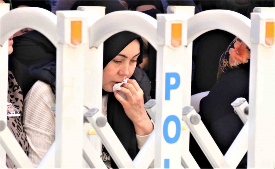 Şehit Karakol Komutanına Gözyaşları Arasında Son Görev