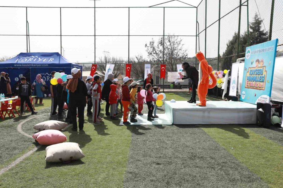 Büyükşehir’in Kayseri Mahallesi Etkinliğine Cumhurbaşkanı Tatar Katıldı