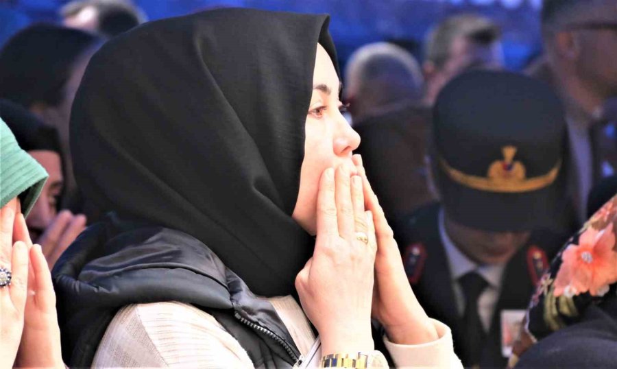 Şehit Karakol Komutanına Gözyaşları Arasında Son Görev