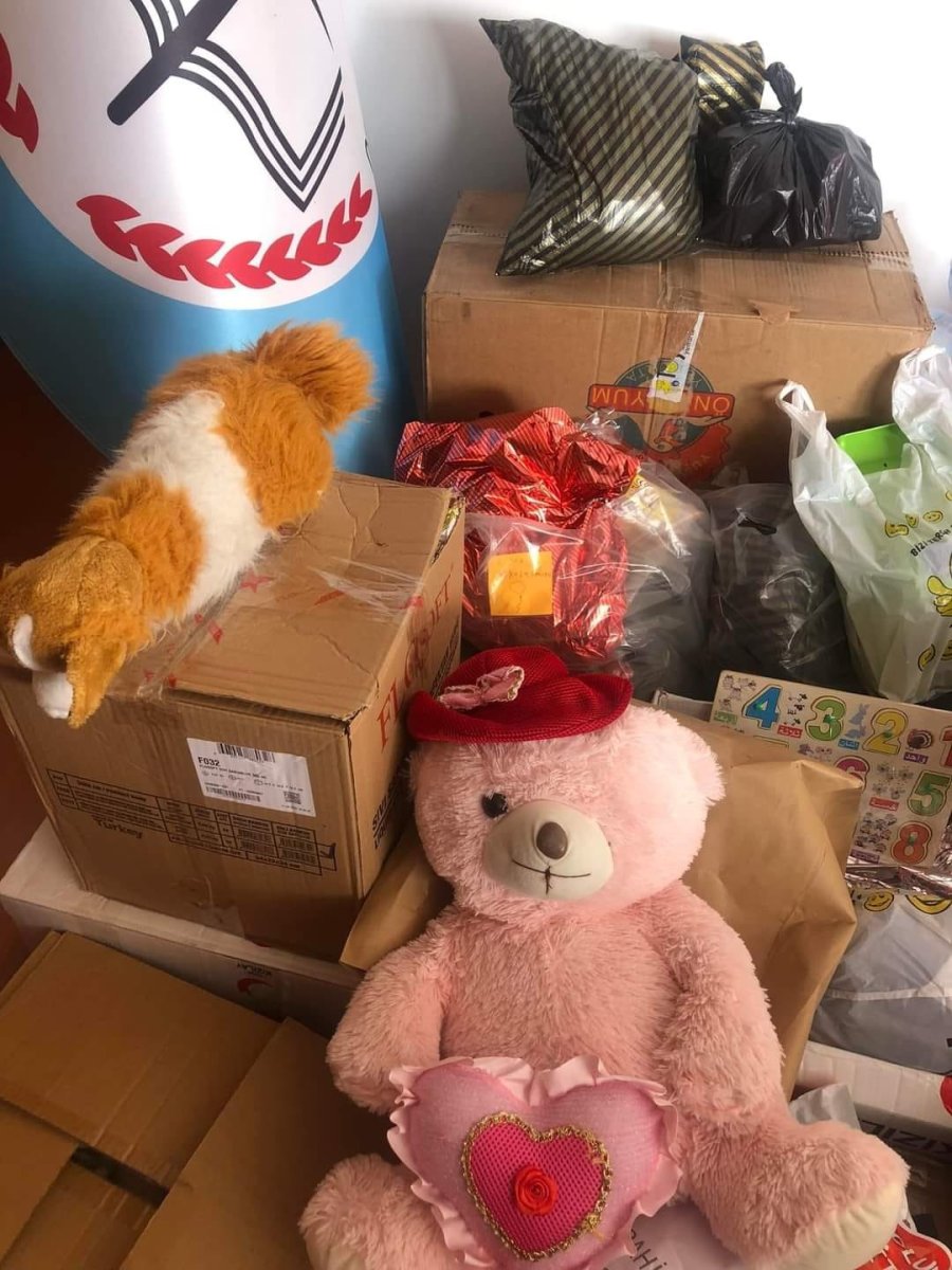 Tomarzalı Çocuklar Oyuncaklarını Depremzede Çocuklar İle Paylaştı